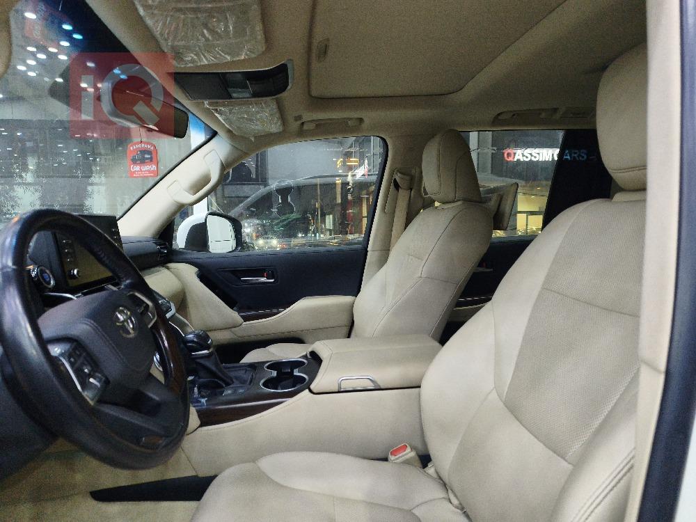 تويوتا لاندكروزر